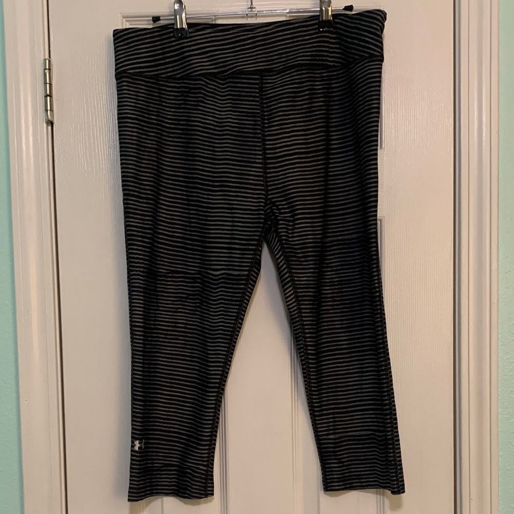 Under Armour Heat Gear Compression Black And Gray Stripe Leggings Size XL